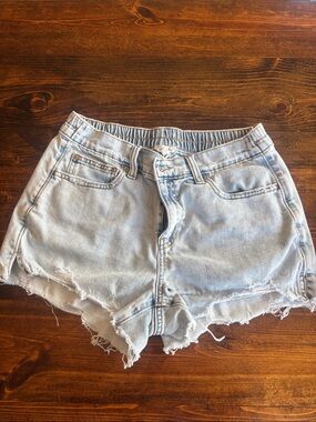 aerie Light Wash Denim Cutoff Shorts size small